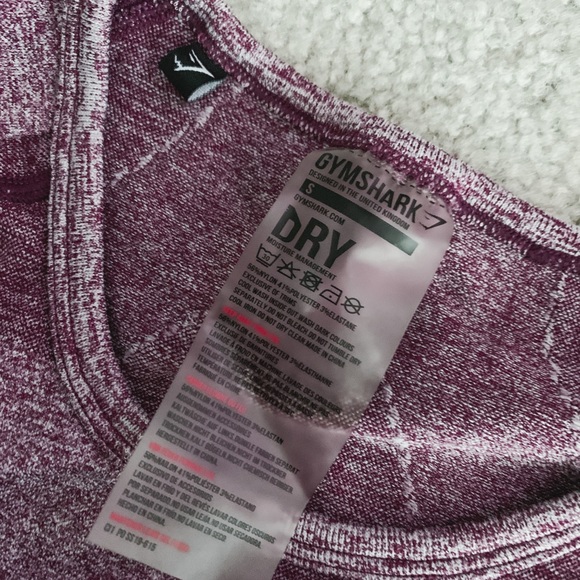 Gymshark Flex Berry Crop Top - Picture 2 of 3